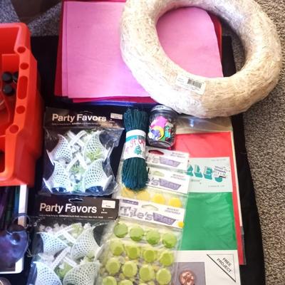 CARRY TOTE WITH DRAWER AND CRAFTING ITEMS