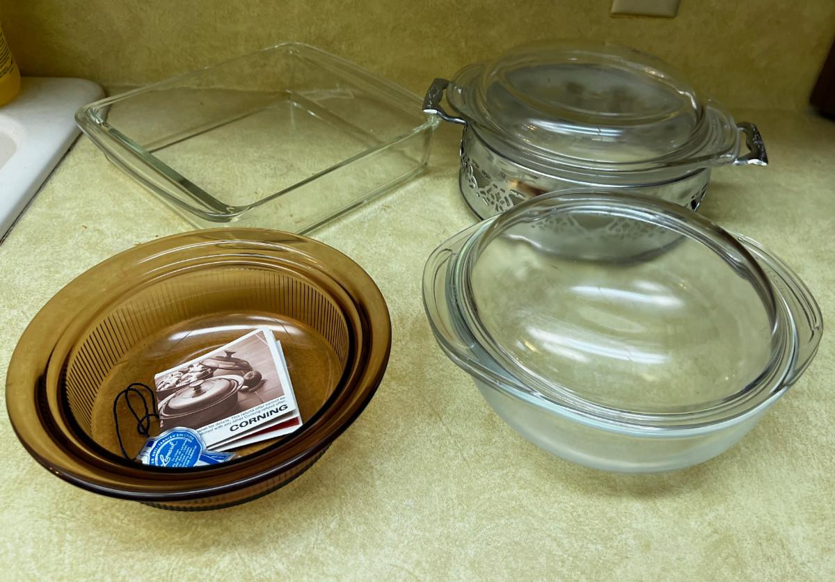Pyrex Tan Square Pyrex: Brown, Round, Square. | EstateSales.org