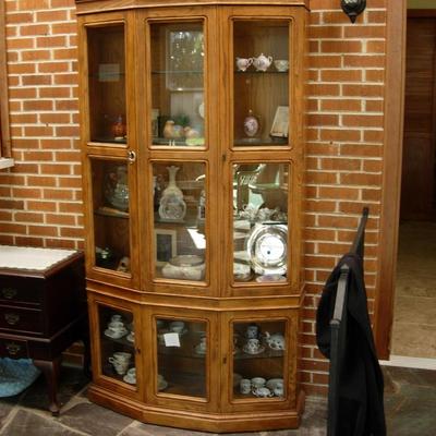 Curio Cabinet Mid Century