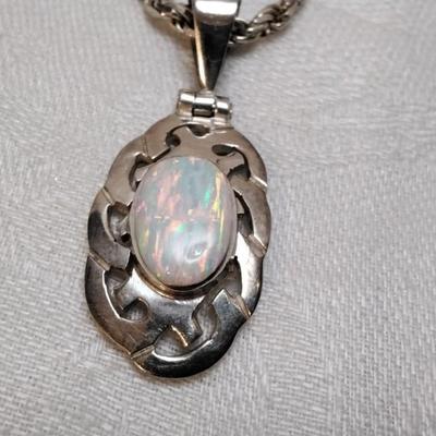 Vintage Mexico Opal 950 Silver On 19" 925 Italian Chain