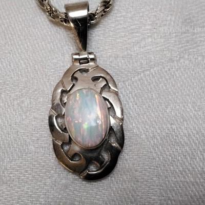 Vintage Mexico Opal 950 Silver On 19" 925 Italian Chain