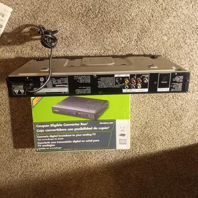 PANASONIC DVD/CD PLAYER WITH REMOTE AND IINSIGNIA CONVERTER BOX
