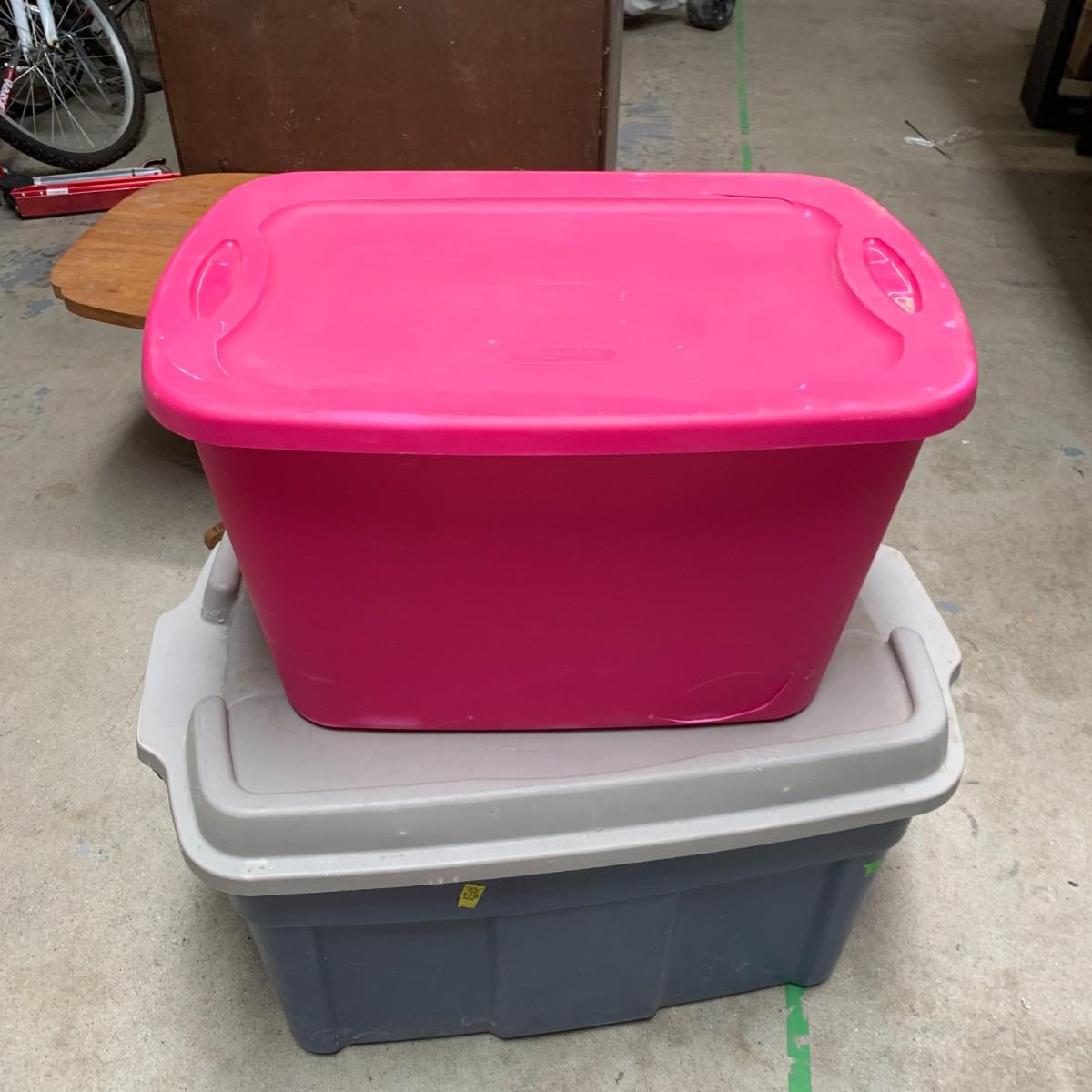 #345 Rubermaid Storage Bin and Pink Storage Bin | EstateSales.org