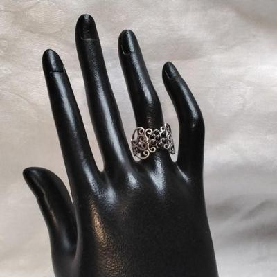 Antique Onyx Scrollwork 925 Ring Size 6.5