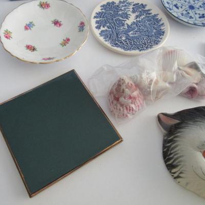 Misc Small Dishes and Picture Frames, Cat Wall Pocket, Read Description