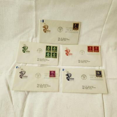 5 - FIRST DAY STAMPS - 1940S FAMOUS SCIENTISTS