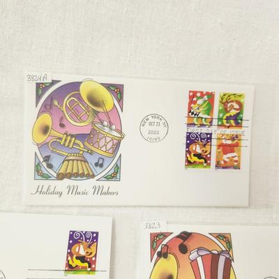 9 - FIRST DAY STAMPS - 2003 HOLIDAY MUSIC MAKERS