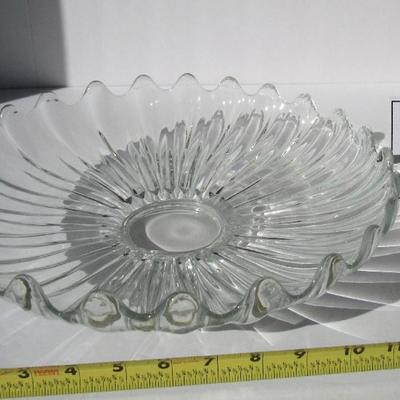 Very Large Clear Glass Serving Bowl/Tray