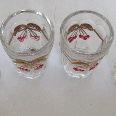Childs Set of 4 Wreathed Cherry Tumblers and Depression Glass Childs Saucer