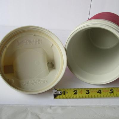 Igloo Playmate Half Gallon Cooler