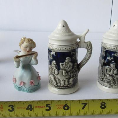 Lot of Old Figurines and Shaker Sets