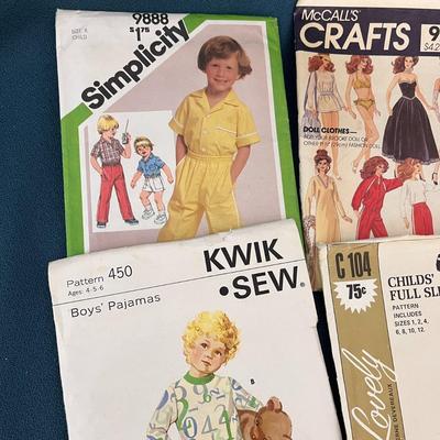 VINTAGE KIDS & DOLLS SEWING PATTERNS