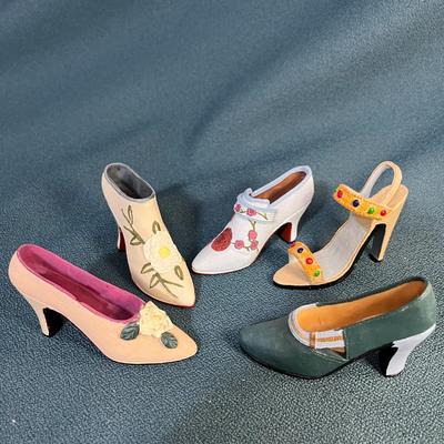VINTAGE LOOK LADIES SHOES BOOTS MINIATURES
