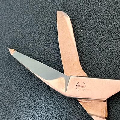 HIGH QUALITY BANDAGE CUTTING SCISSORS