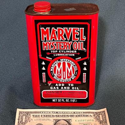VINTAGE AUTOMOTIVE MARVEL MYSTERY OIL TIN 