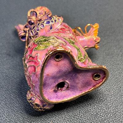 EXQUISITE ENAMELED RABBIT FIGURAL