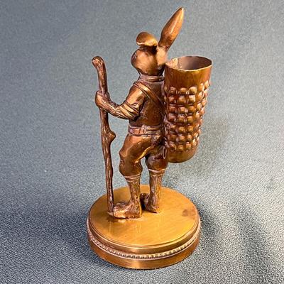BRASS BRONZE EURO-HIKER RABBIT w/ KNAPSACK