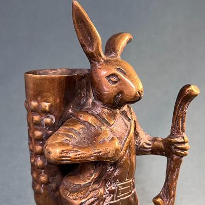 BRASS BRONZE EURO-HIKER RABBIT w/ KNAPSACK