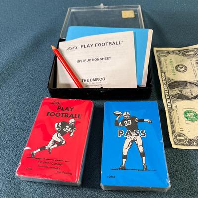 VINTAGE FOOTBALL GAME CARD SET