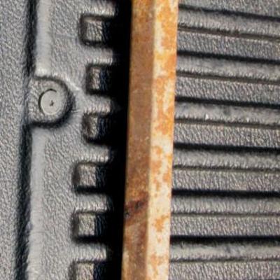 Lot 362: Long Very Heavy Iron Tool