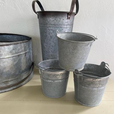 Metal Watering Can Bucket lot