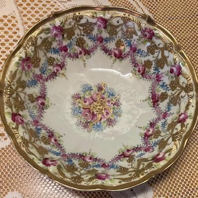 Nippon Hand Painted Berry Bowl And Five Small Bowls