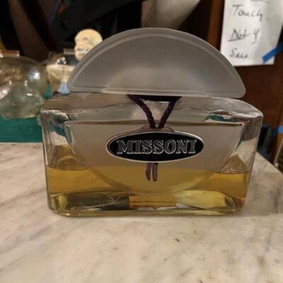 Huge Fractice Dummy Perfume Display