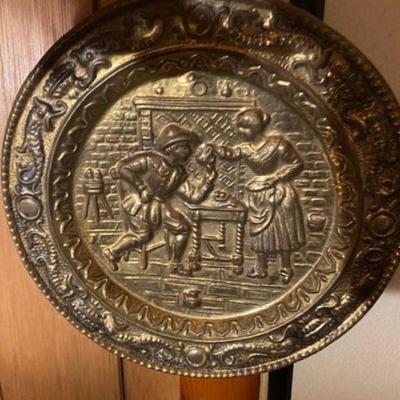 Mancave Decor Brass Repousse Ye Olde Tavern Scene 10 in D