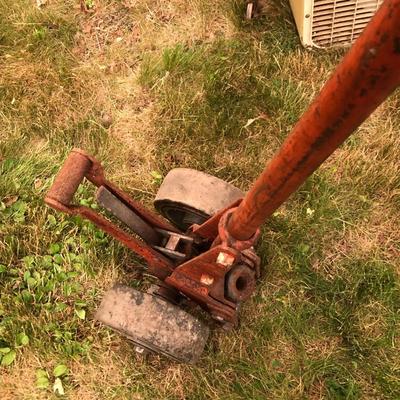 Antique Skid Puller