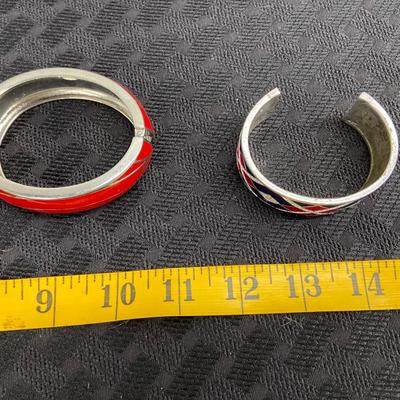 Fashion bracelets