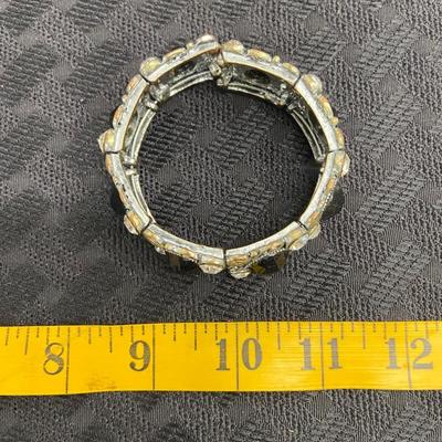 Fashion bracelet