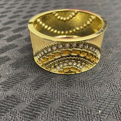 Gorgeous bracelet