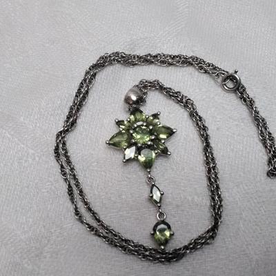 Vintage Peridot Drop 925 19" Necklace
