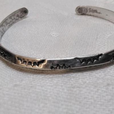 Vintage Zuni 925 2" Bracelet
