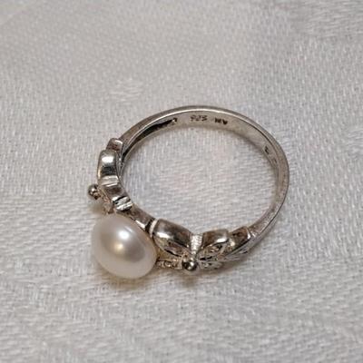 Vintage Avon Sterling Silver Cultured Pearl/White Sapphires Flower 925 Ring Size 6