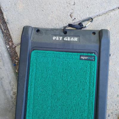 PET RAMP