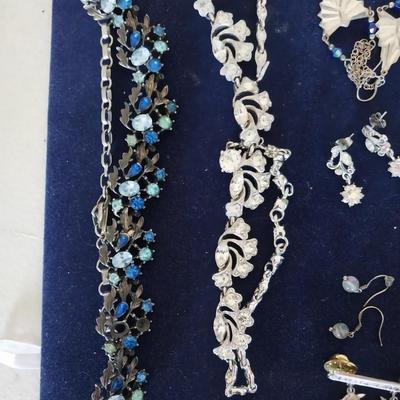 VINTAGE PAINTED BROACH-RINESTONE NECKLACE-BRACELETS AND EARRINGS