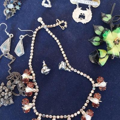 VINTAGE PAINTED BROACH-RINESTONE NECKLACE-BRACELETS AND EARRINGS