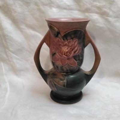 Roseville USA Pottery Vase 74-7