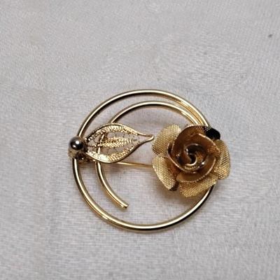 Sarah Coventry Brooch