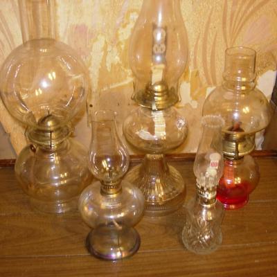 Vintage oil lamp lot