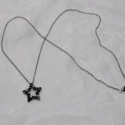 Sapphire Star 18" 925 Necklace