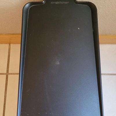 Simple Human Trash Can