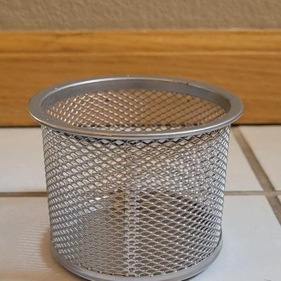 Wire Office Drawer Organizers and Pen Holder