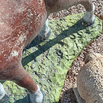 CEMENT YARD ART HORSE AND LAMB