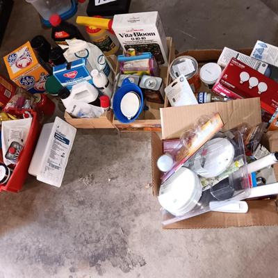 GARDEN AND HOME CHEMICALS LIGHT BULBS AND BATTERIES