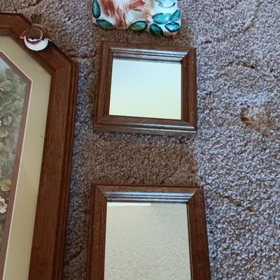 FRAMED BIRD ART WITH SMALL MIRRORS AND JAPAN BOBBLING BIRDS