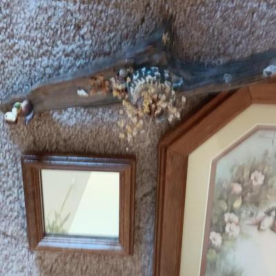 FRAMED BIRD ART WITH SMALL MIRRORS AND JAPAN BOBBLING BIRDS