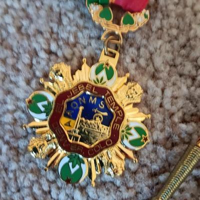 EL JEBEL HAT WITH BOLO PINS AND CASE