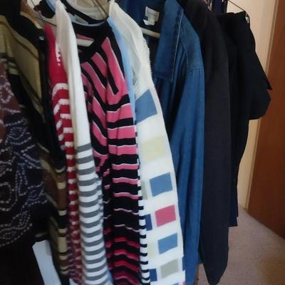 ROLLING CLOTHES RACK AND LADIES SWEATERS, TOPS AND SKIRT